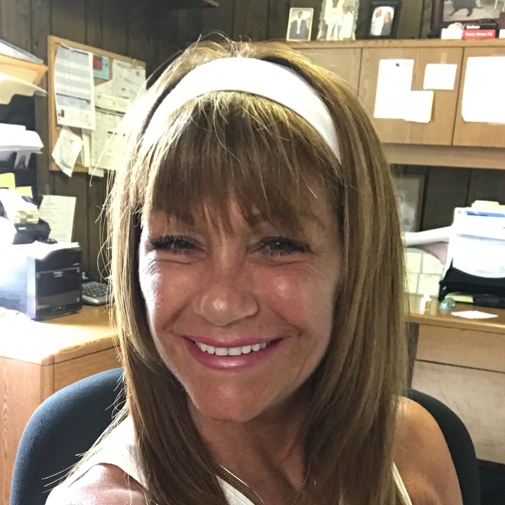 Meet your Posher, Lori